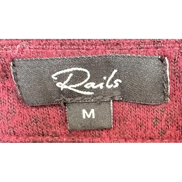 RAILS Leigh Port V-Neck Long Sleeve Top Shirt Size M Burgundy Maroon Grommets - Picture 9 of 9